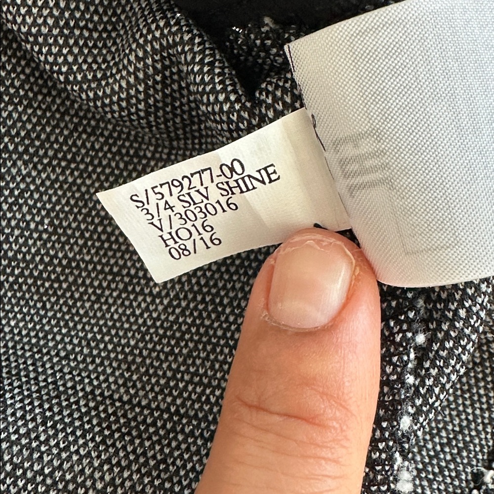 Banana Republic Black and Gray Long Sleeve Dress Sz. XSP for Versátil Style. - Picture 10 of 12